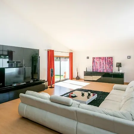 Li House - Fitness & Beach Villa *