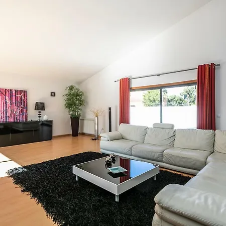 Li House - Fitness & Beach Villa *
