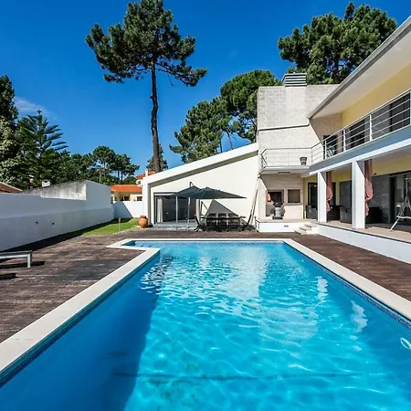 Li House - Fitness & Beach Villa Corroios