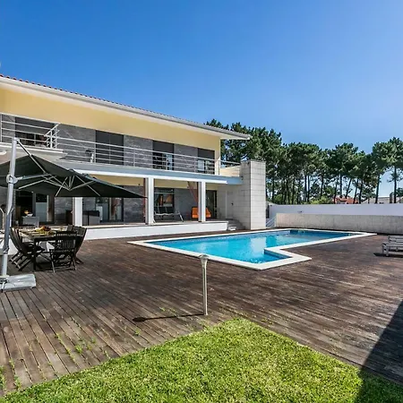Li House - Fitness & Beach Villa Corroios