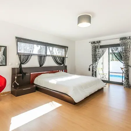 Li House - Fitness & Beach Villa Corroios